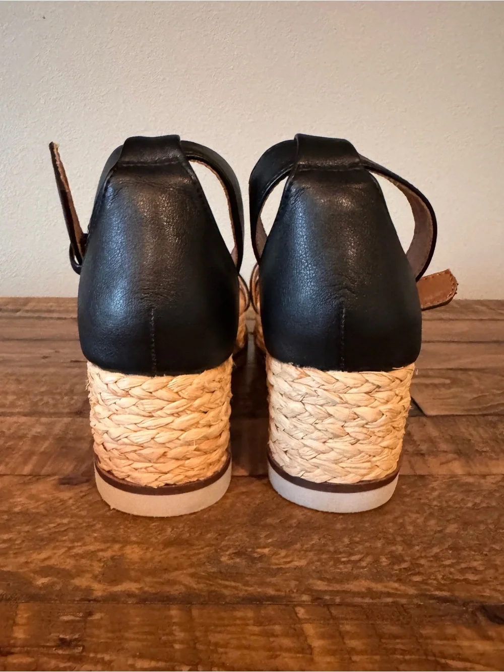 DV by Dolce Vita chic ankle